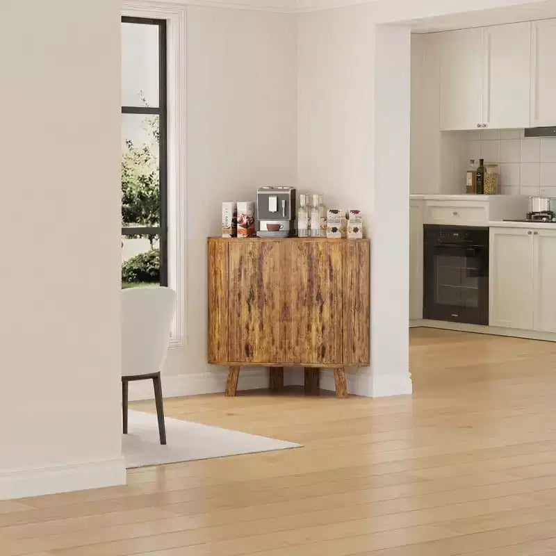 Hoekkast met verstelbare plank, industriële houten hoektafel met 3 niveaus en deuren, driehoekige bijzettafel voor woonkamer en keuken