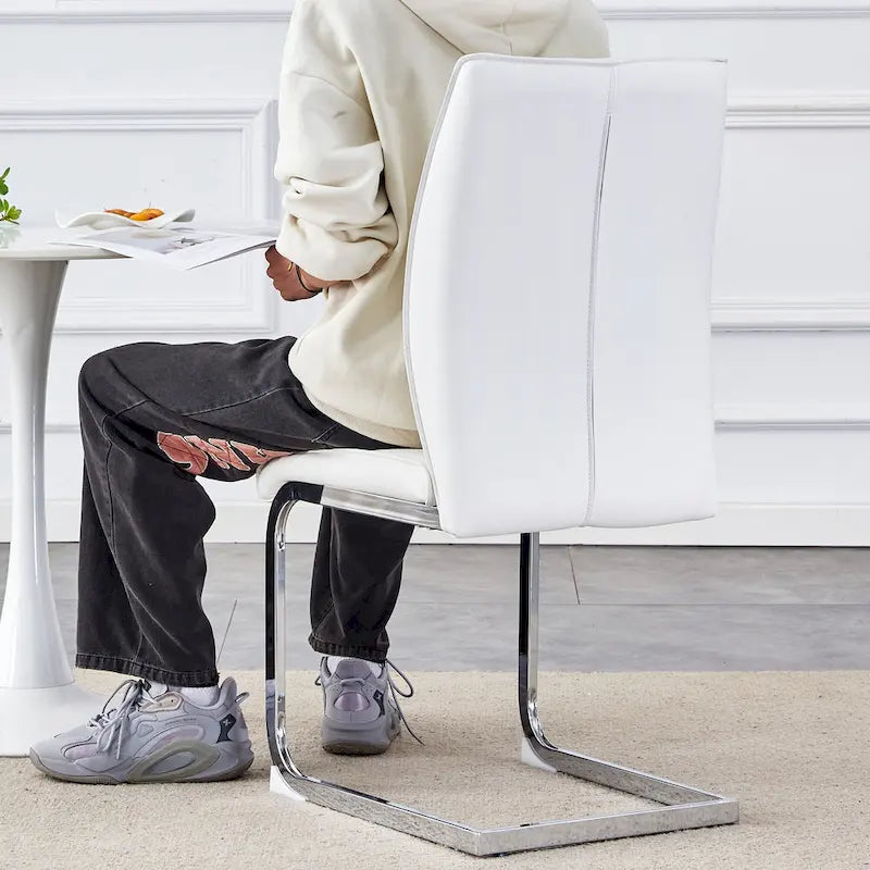 Ensemble moderne de 2 chaises de salle à manger avec dossier en PU, assise en mousse haute densité et pieds en métal arqués, pour la salle à manger, le salon ou la chambre