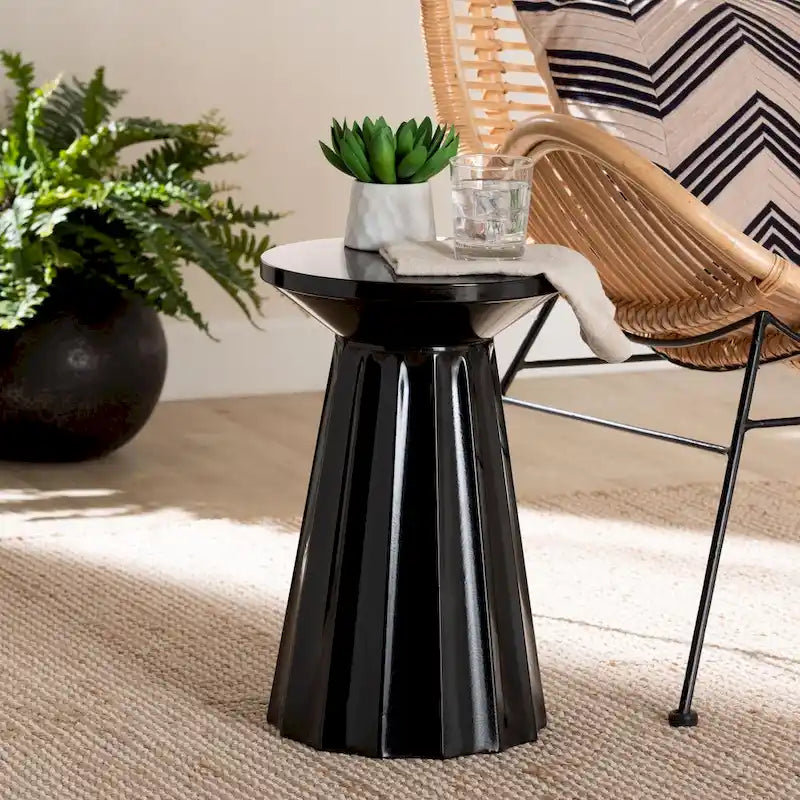 Table d’appoint ronde moderne en métal festonné Ulmer, pour intérieur ou extérieur semi-abrité