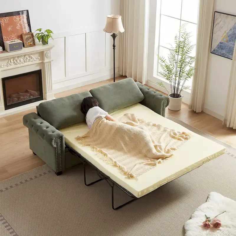 Grünes, 83,8 Zoll großes, ausziehbares Schlafsofa aus Polyester für 3 Personen mit 2-in-1-Funktion, Nagelkopfverzierung und faltbarer Matratze für das Wohnzimmer