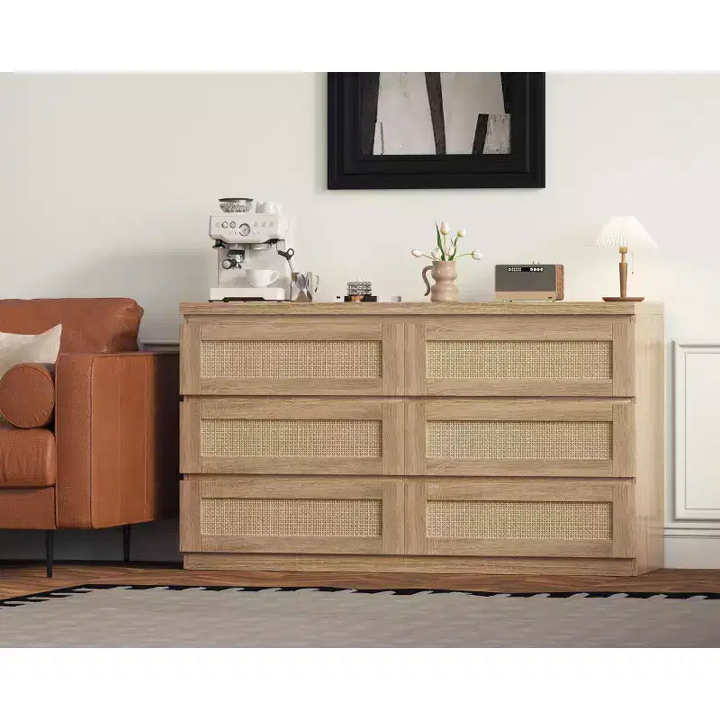 Rattan-Kommode fürs Schlafzimmer mit 6 Schubladen, 119 cm breite moderne Kommode im Landhausstil, Holzschrank mit Stauraum-Organizer für Kleiderschrank, Wohnzimmer und Flur