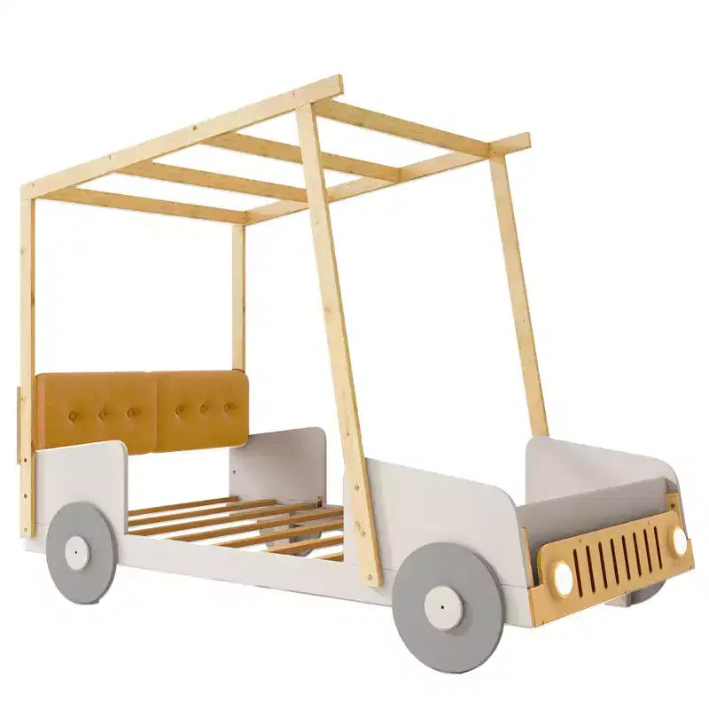 Letto per bambini a forma di auto in legno Whisen con cuscino, telo per il soffitto e LED - Naturale