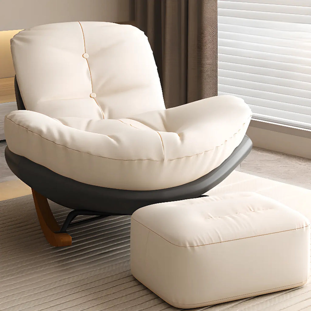 Sedia a dondolo imbottita in stile scandinavo con pouf opzionale