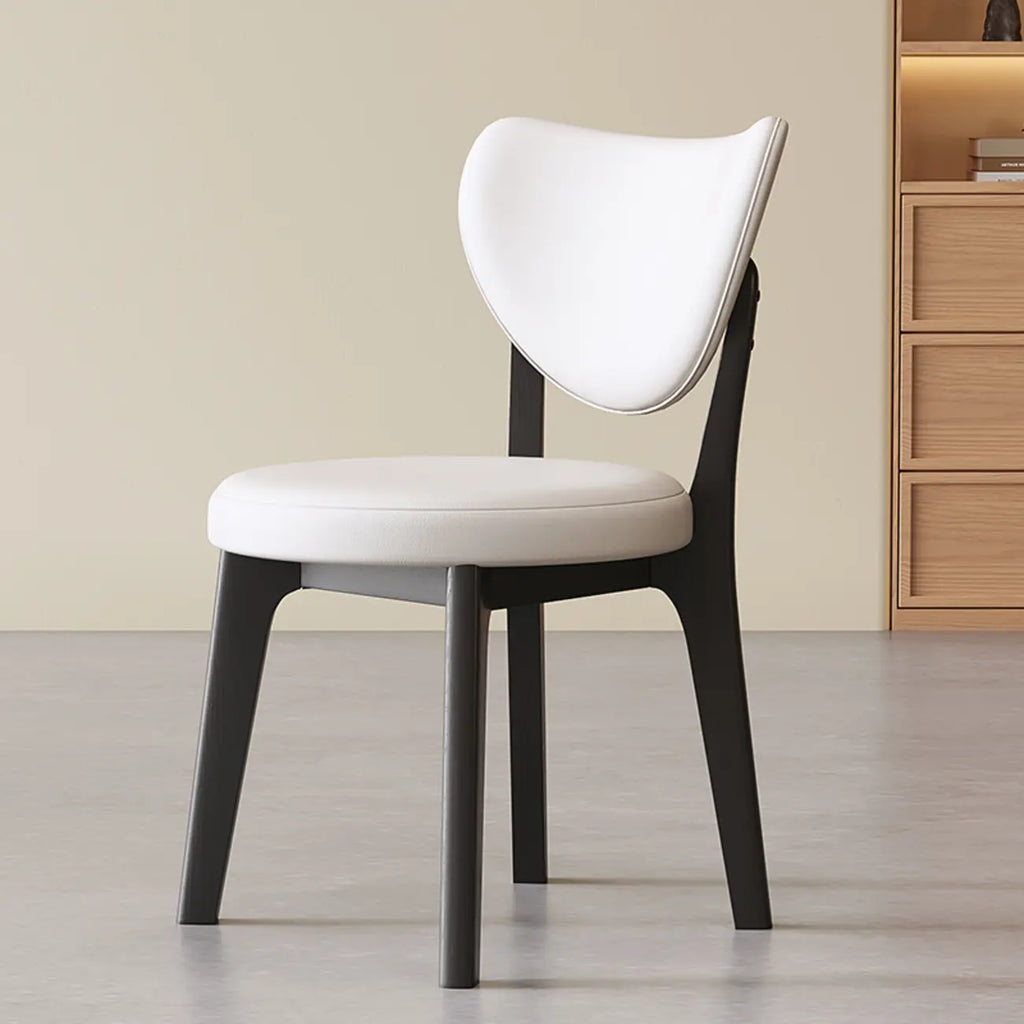 Chaise de salle à manger moderne sans accoudoirs, dossier enveloppant et revêtement en similicuir