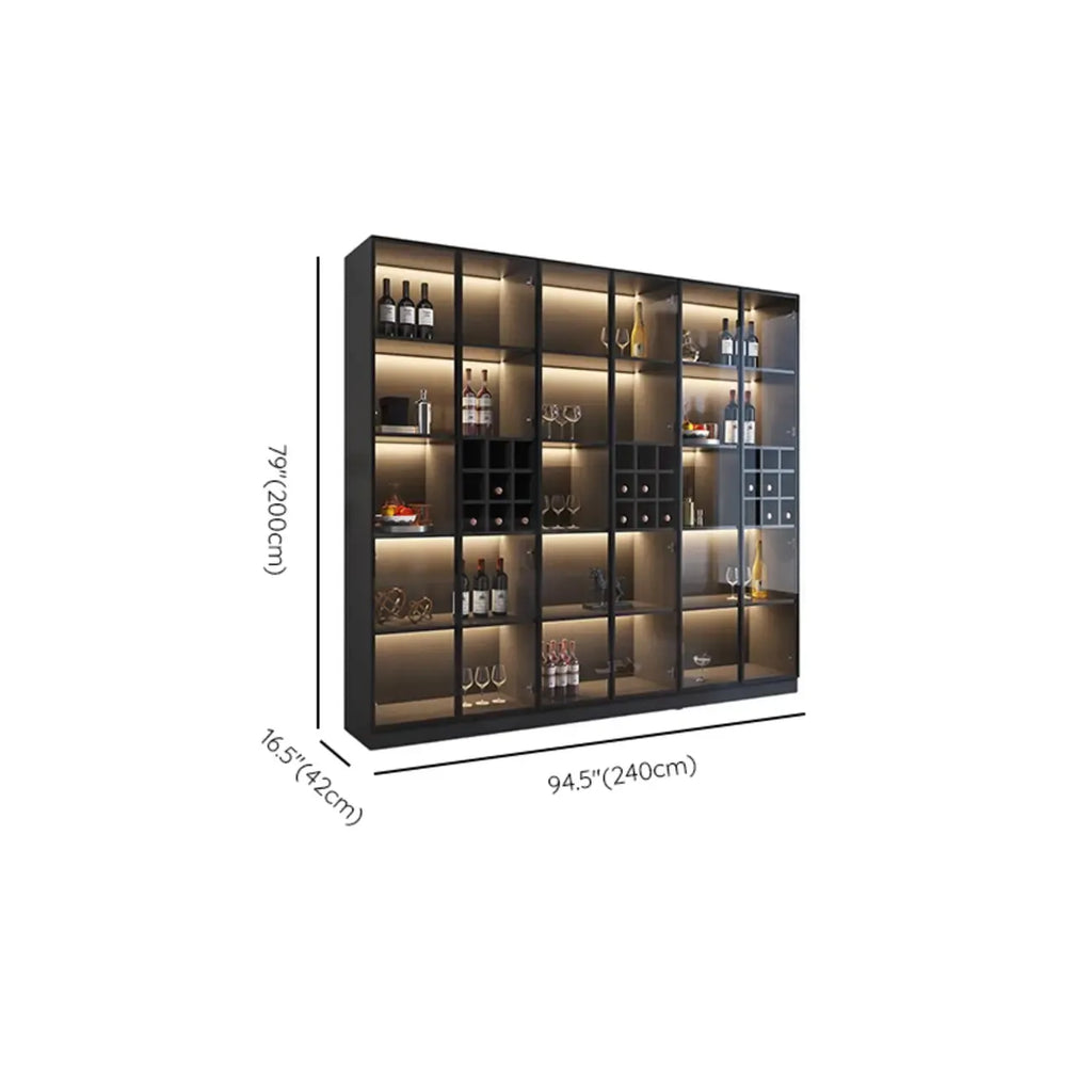Minimalistischer schwarzer Weinschrank aus Holz mit Glastür