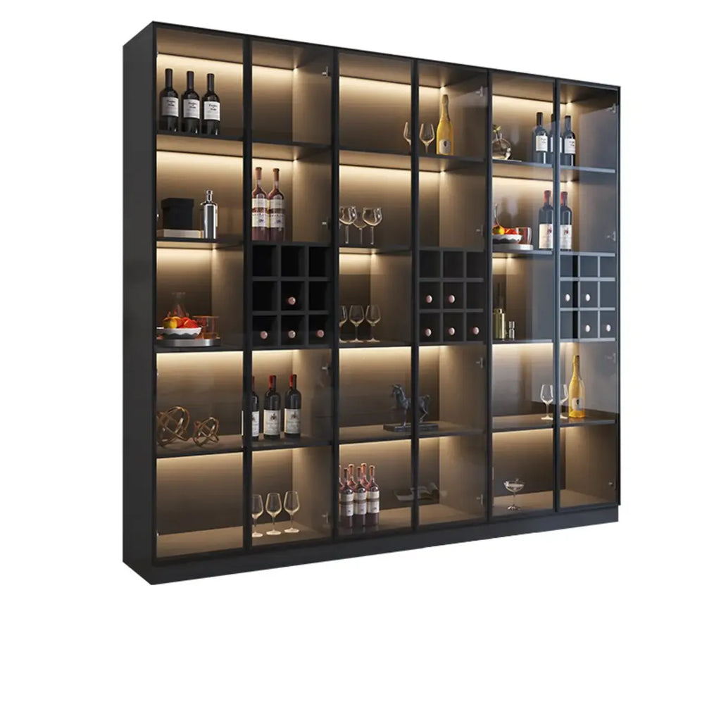 Minimalistischer schwarzer Weinschrank aus Holz mit Glastür