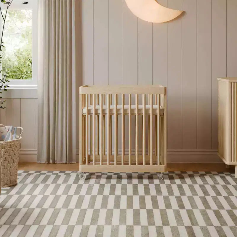 Lettino trasformabile 8-in-1 Babyletto Pogo con kit di conversione per tutte le fasi