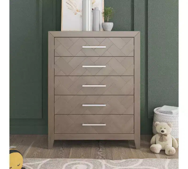 Child Craft Kieran kiságy, kétfiókos komód és szekrény babaszobai garnitúra, 3 részes, 4 az 1-ben átalakítható kisággyal, komóddal és szekrénnyel