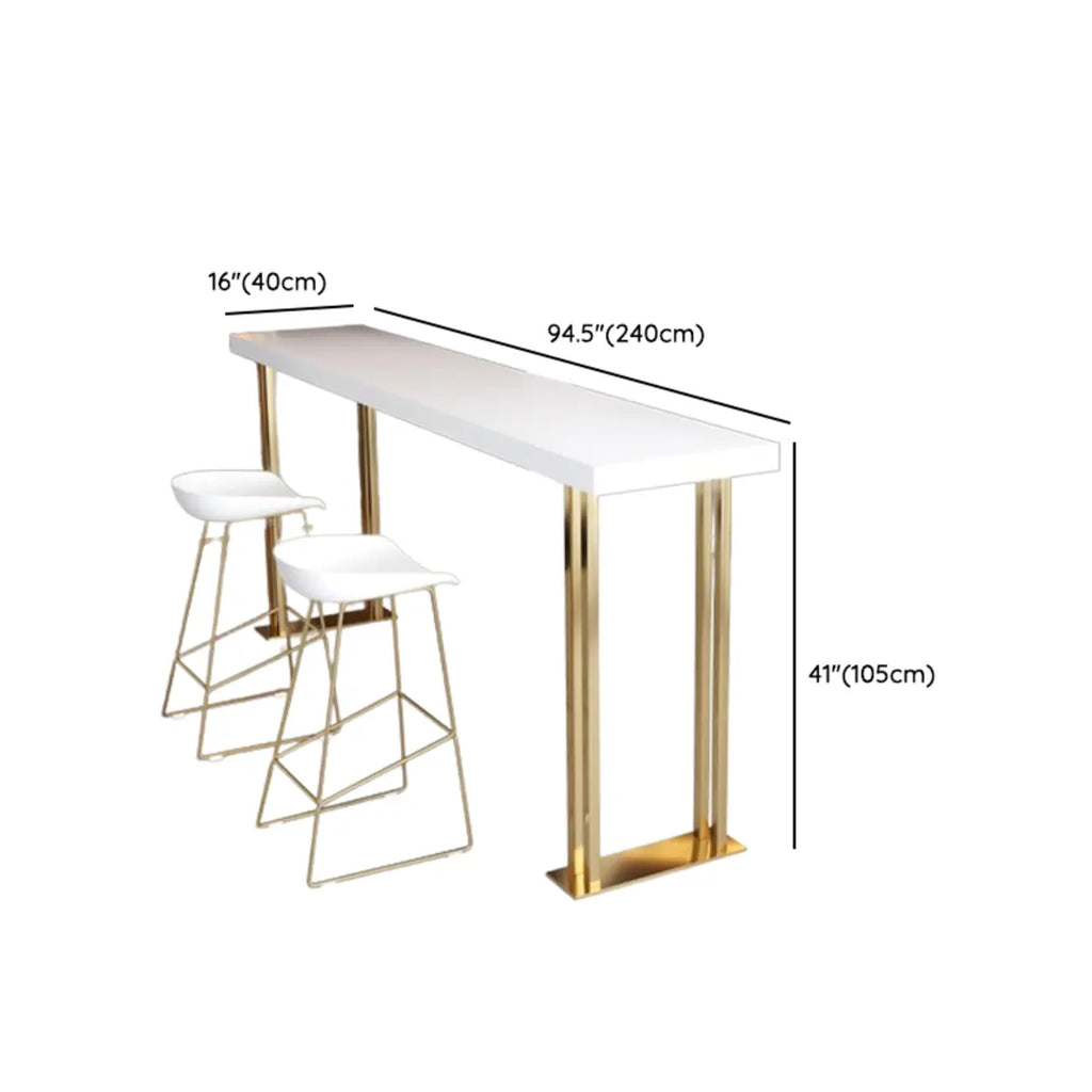 Table de bar rectangulaire luxueuse en bois avec piètement traîneau doré pour les repas