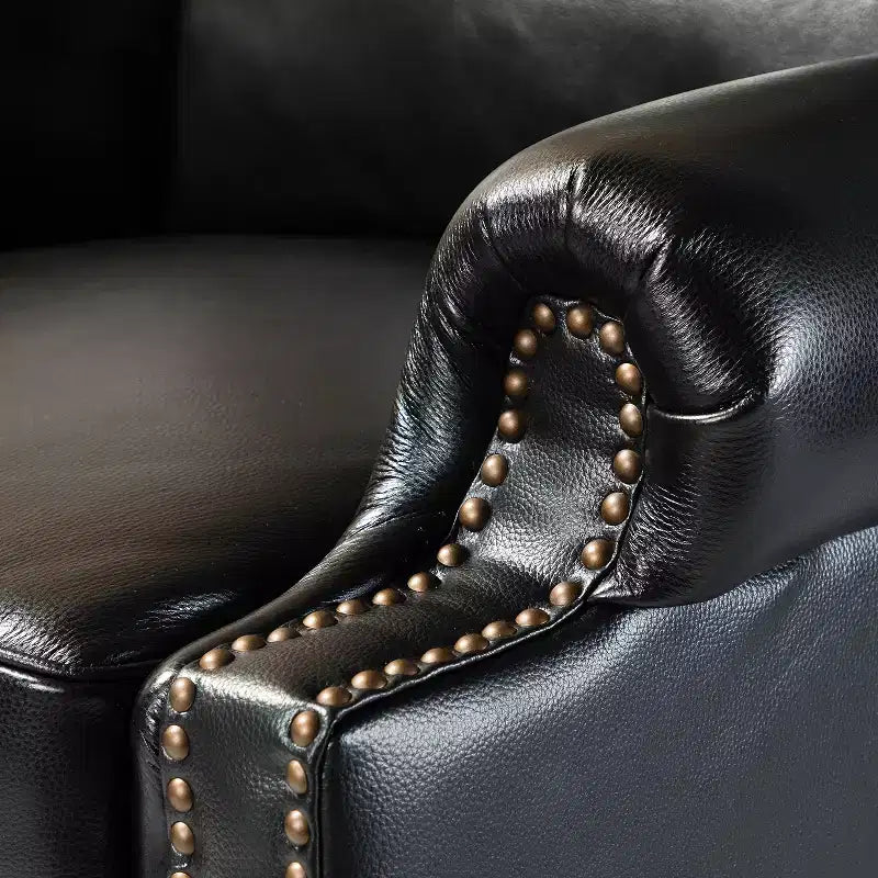 Set aus 2 modernen Elisabete-Sesseln mit hoher Rückenlehne aus echtem Leder und Vintage-Nagelkopfbesatz für Wohnzimmer und Schlafzimmer| ART OF LIVING DESIGNS