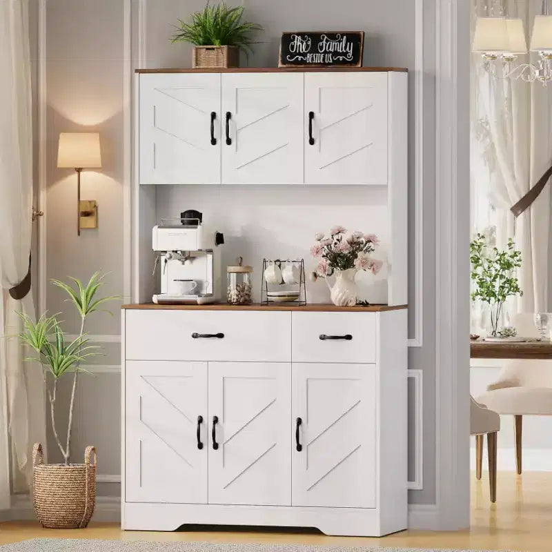 Mobile dispensa da cucina da 71 pollici con stazione di ricarica, ampio piano d'appoggio, supporto per microonde e 2 cassetti, mobile a credenza per sala da pranzo e soggiorno