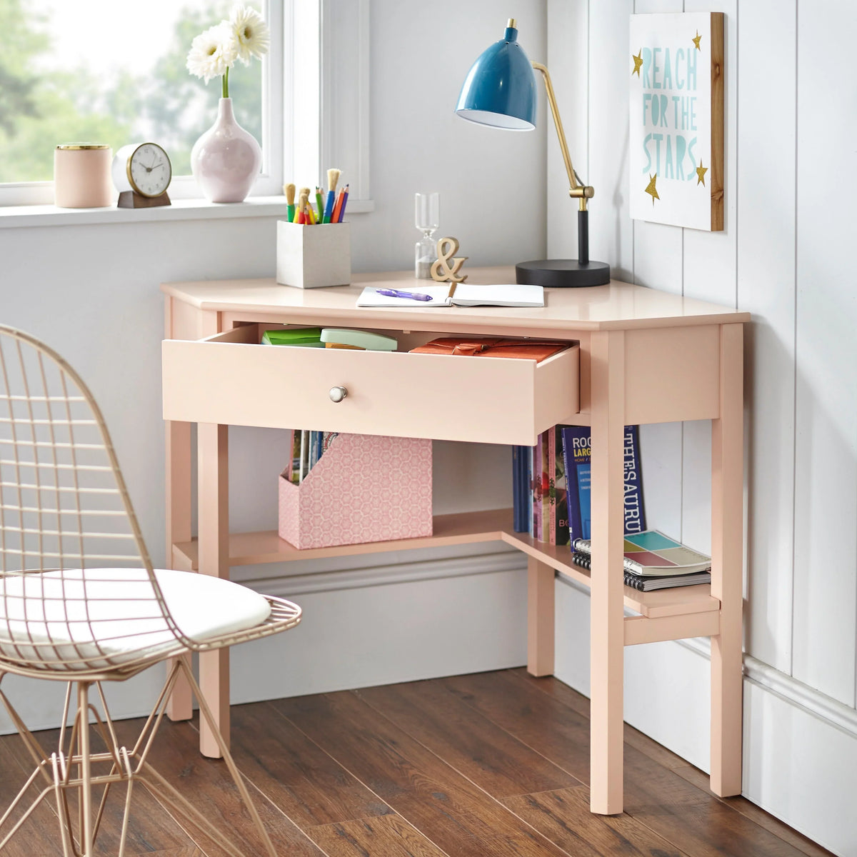 Bureau d’angle Lincoln de Porch & Den