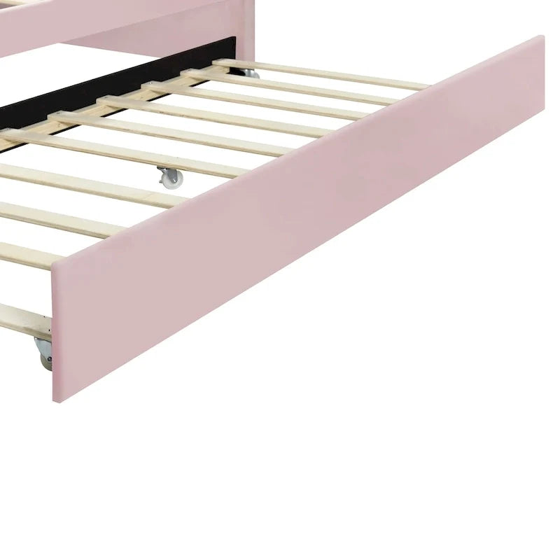 Gestoffeerd ligbed van volledige grootte met schelpvormige rugleuning en onderschuifbed