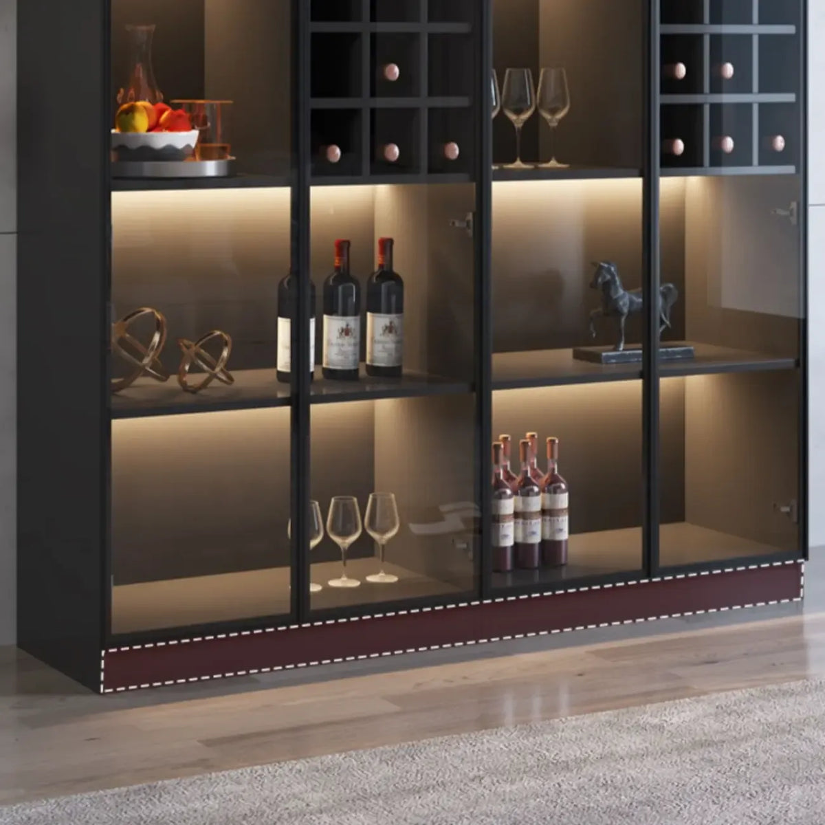 Minimalistischer schwarzer Weinschrank aus Holz mit Glastür