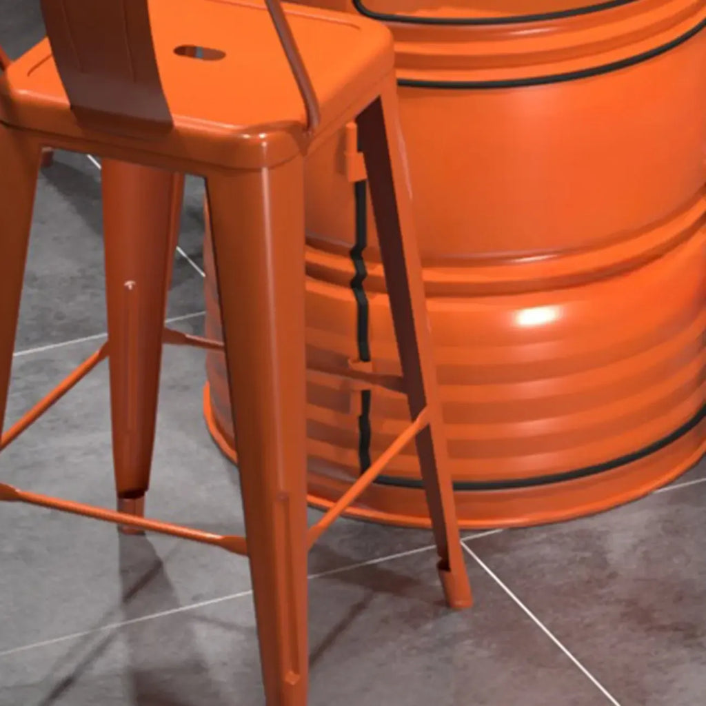 Tables de bar industrielles en métal noir et orange en forme de fût pour rangement
