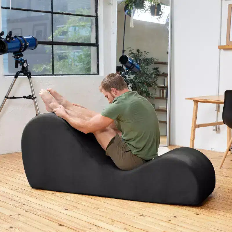 Elegancki szezlong Avana do jogi – wyprodukowano w USA – idealny do rozciągania, relaksu, ćwiczeń i nie tylko, 60D x 18W x 26H cali, jasnoszary