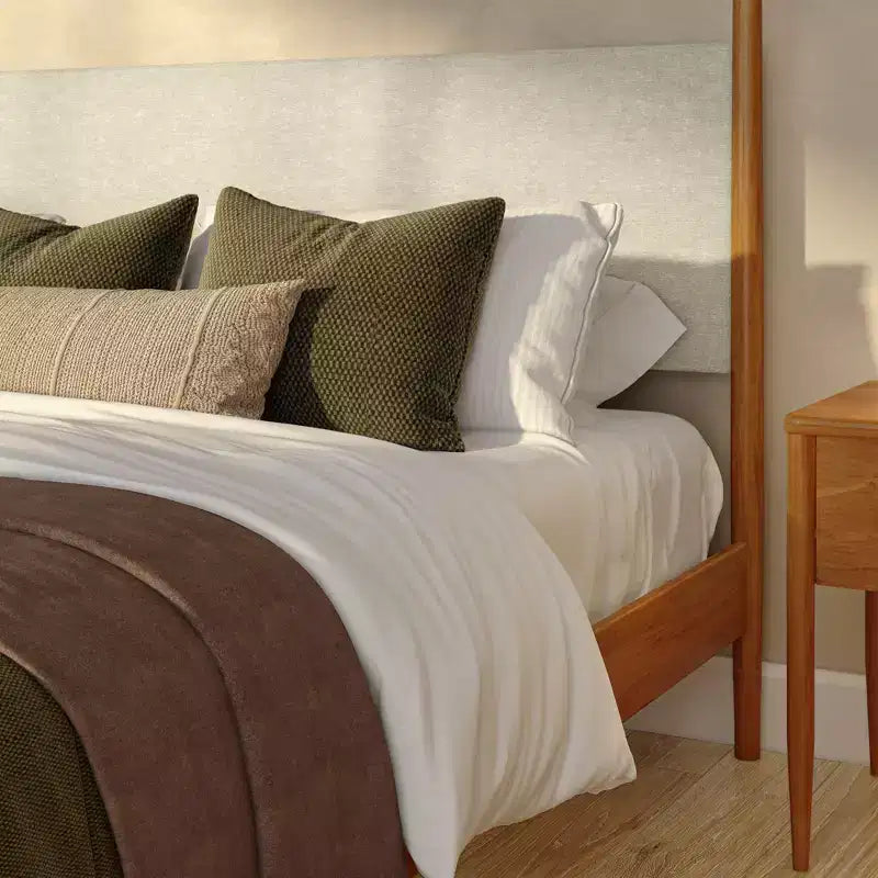 Letto king-size a baldacchino Harbor con testiera imbottita, biondo/Caffè svizzero (MD2411-01)