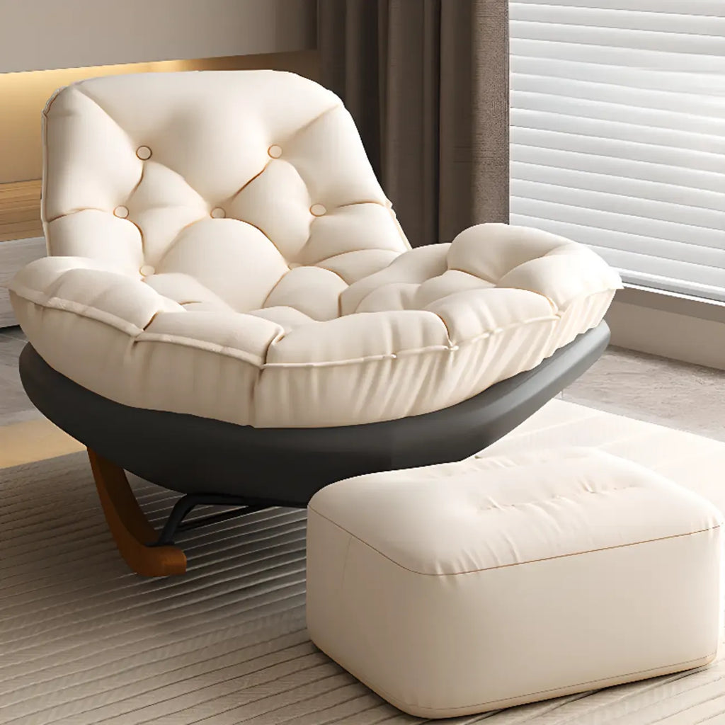 Sedia a dondolo imbottita in stile scandinavo con pouf opzionale