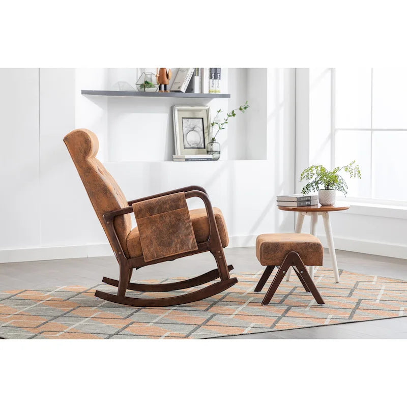 Schaukelstuhl mit Armlehnen und Hocker für das Wohnzimmer