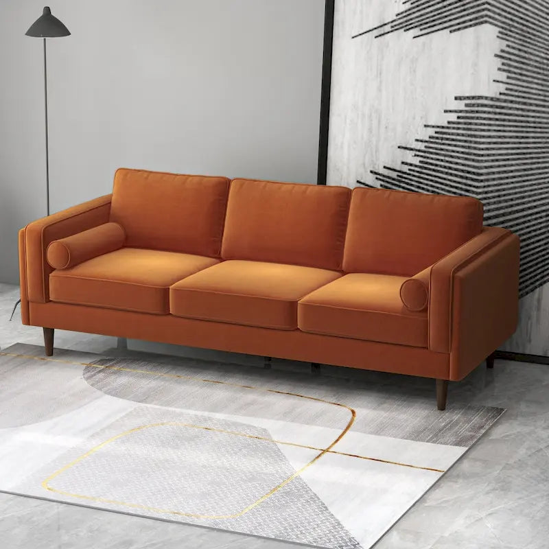 Flavia Samtsofa im modernen Mid-Century-Stil mit gepolsterter Rückenlehne