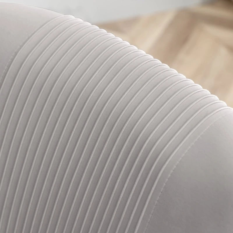 SEYNAR modern, elegáns, bouclé anyagú, pliszírozott bársony étkező- vagy fésülködőasztal-szék, hátsó fogantyúval (2 darabos készlet)