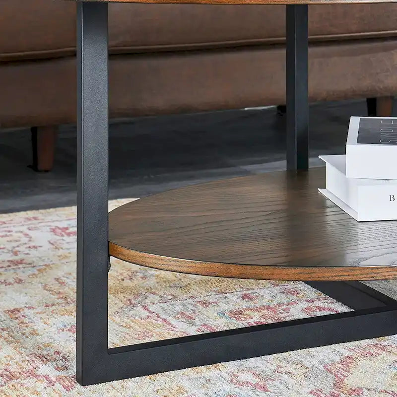 Ovaler Couchtisch aus Massivholz mit gekreuzten Metallbeinen