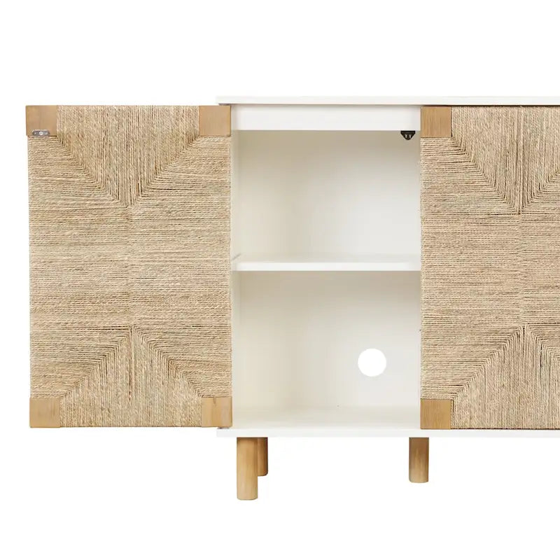 Mobiletto decorativo in legno Beacon di Nathan James con ante in giunco marino e ripiano regolabile