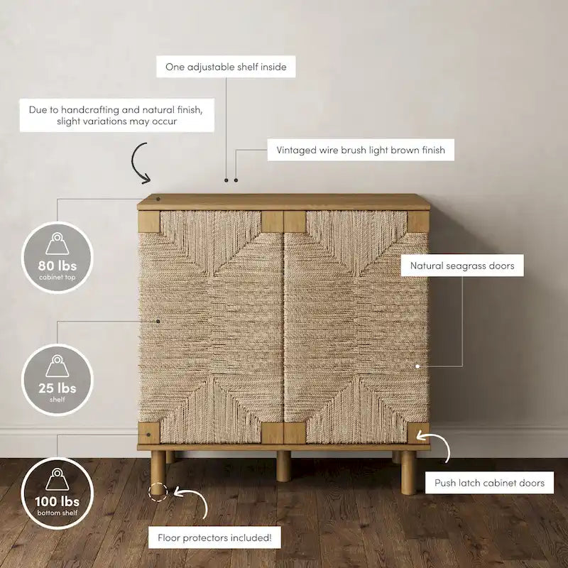Mobiletto decorativo in legno Beacon di Nathan James con ante in giunco marino e ripiano regolabile