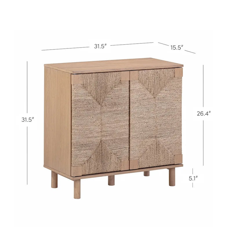 Mobiletto decorativo in legno Beacon di Nathan James con ante in giunco marino e ripiano regolabile