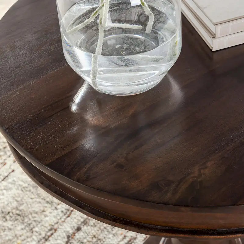 Bella runder Tisch mit 30 Zoll von Kosas Home