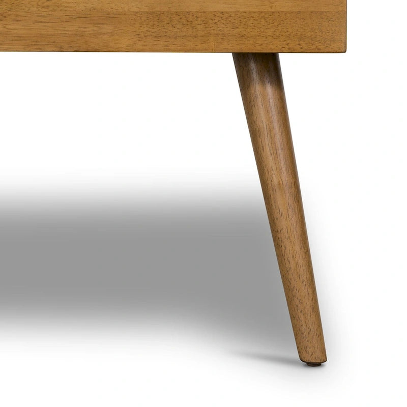 Banc en tissu Luca de Poly & Bark – assise capitonnée avec pieds en bois massif