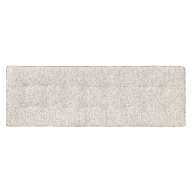Banc en tissu Luca de Poly & Bark – assise capitonnée avec pieds en bois massif