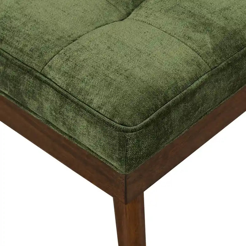 Banc en tissu Luca de Poly & Bark – assise capitonnée avec pieds en bois massif