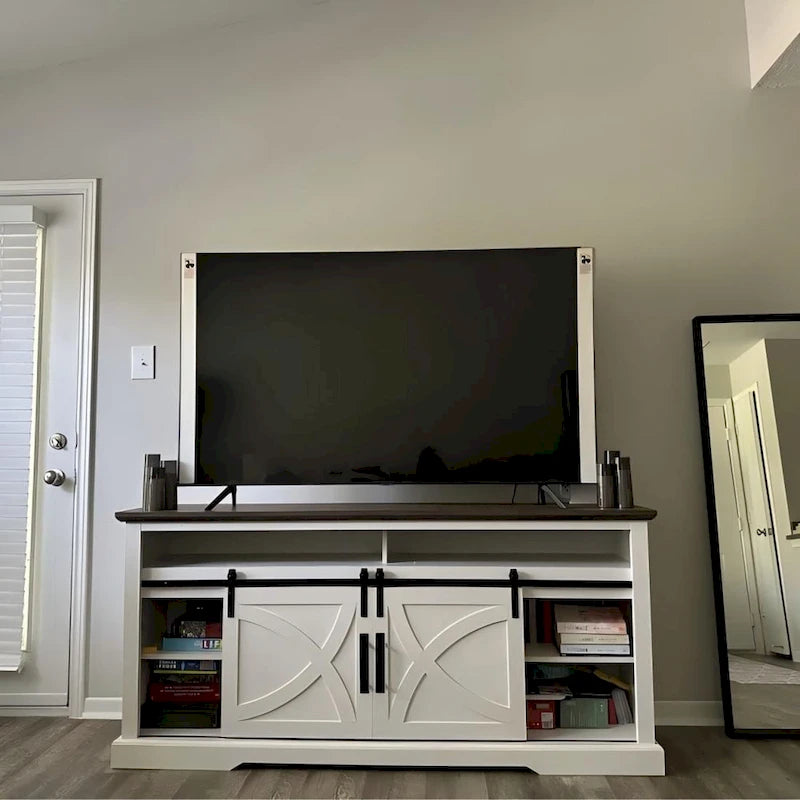Meuble TV rustique de 68 pouces avec portes coulissantes de grange, console TV blanche pour téléviseurs de 80 pouces