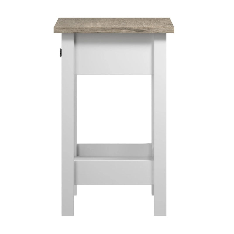 Mayfield Beistelltisch im Landhausstil von Bush Furniture.