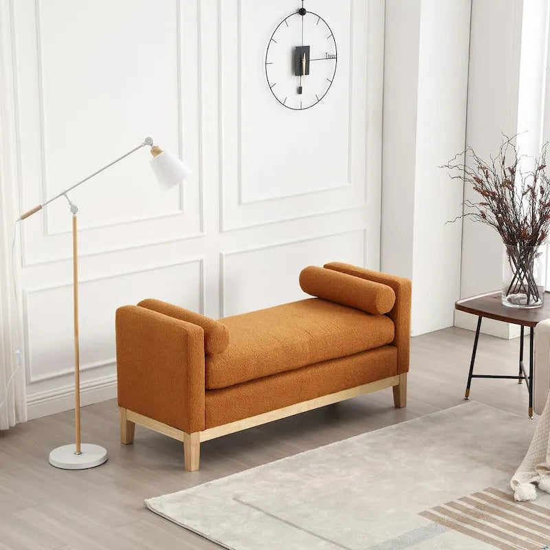 Elegante panca ottomana imbottita da 53.5 con gambe in legno e cuscini cilindrici