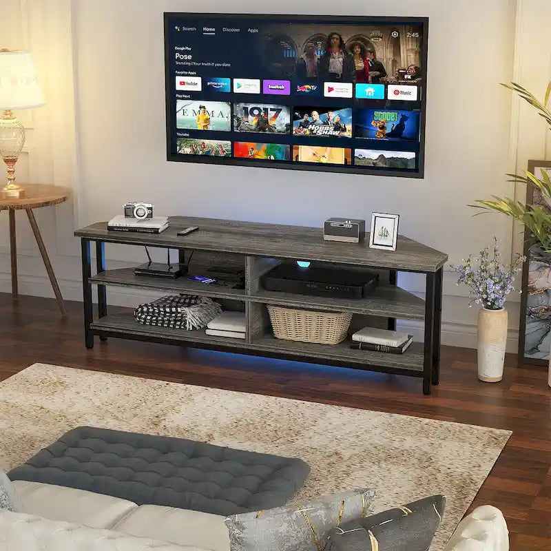 Maalaistyylinen puinen kulma-TV-taso pistorasialla, tilaa säästävä viihdekeskus ja TV-konsolipöytä