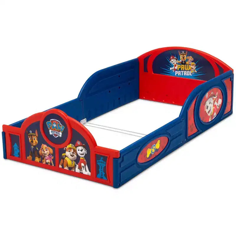 Delta Children muovinen nukkumis- ja leikkisänky taaperoille kiinnitetyillä turvalaidоilla – PAW Patrol