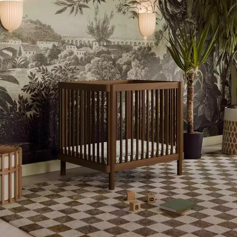 Lettino trasformabile 8-in-1 Babyletto Pogo con kit di conversione per tutte le fasi