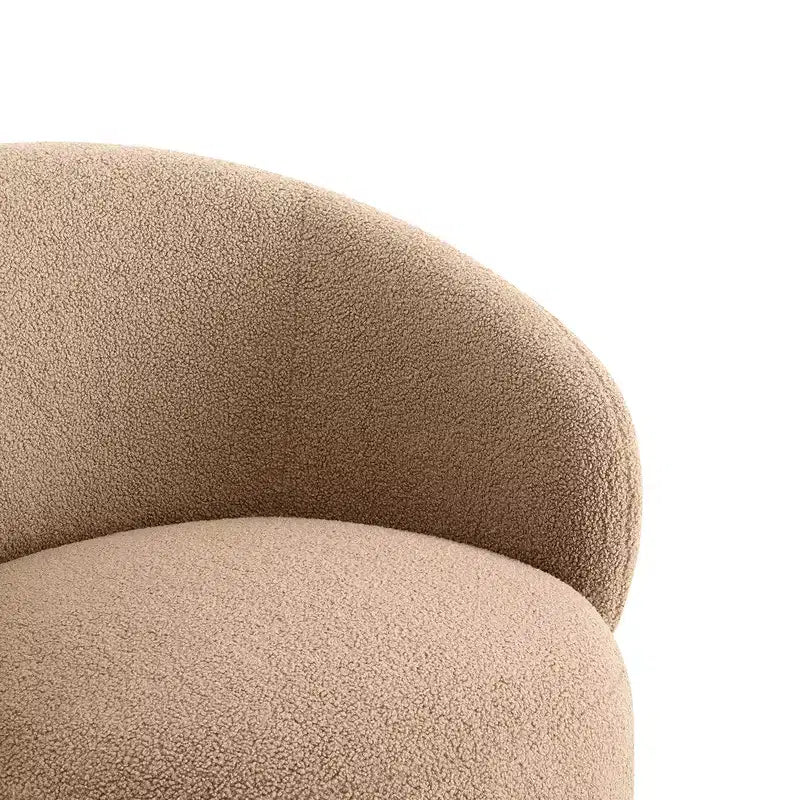 Poltrona barrel girevole imbottita d'accento Spruce&Spring con base in legno