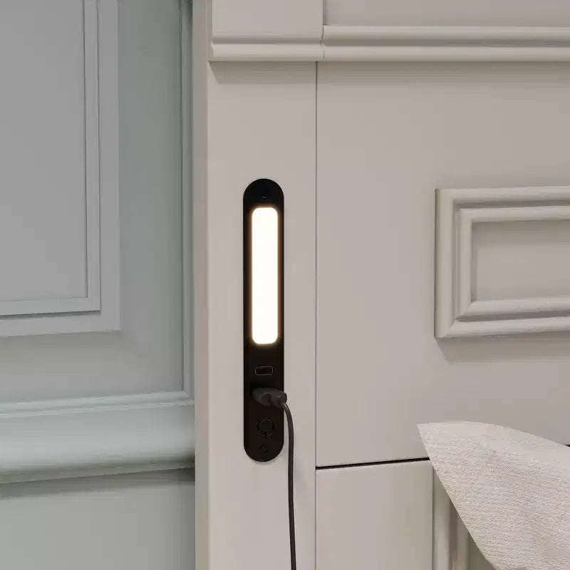 ModernLuxe platformbed voor eenpersoons- of tweepersoonsformaat met hoog hoofdbord, rustiek houten bedframe met 2 laden, ledverlichting en USB-poorten