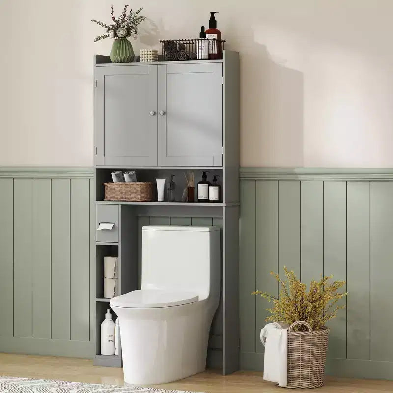 HOMCOM Over the Toilet Storage Cabinet, Modern Above Toilet Bathroom Organizer with 2 Doors, Toilet Paper Holder, Freestanding Space Saver