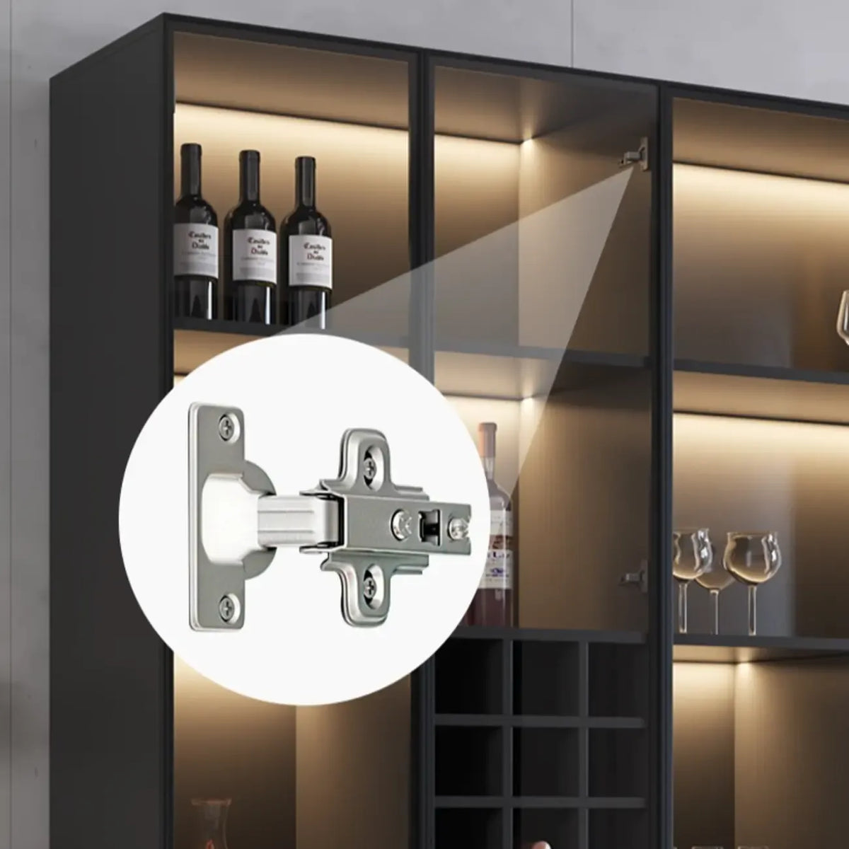 Minimalistischer schwarzer Weinschrank aus Holz mit Glastür