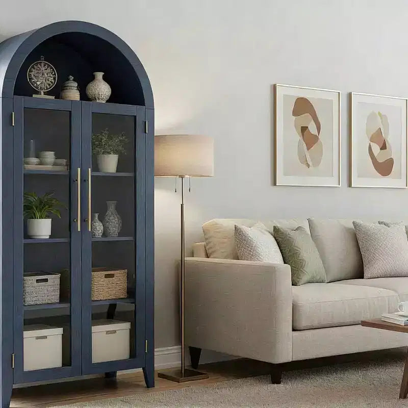 Mobiletto contenitore alto ad arco con ante in vetro, libreria espositiva a 5 ripiani con mensole regolabili per cucina o soggiorno