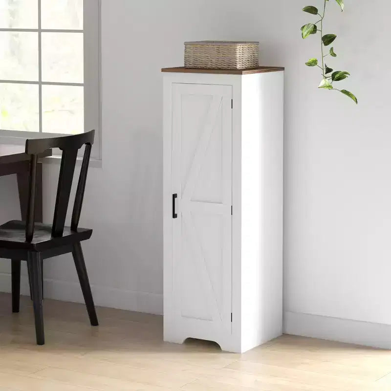Armadio contenitore HOMCOM in stile rustico con ripiano regolabile, mobiletto decorativo con una porta tipo fienile per soggiorno, dispensa da pavimento, bianco
