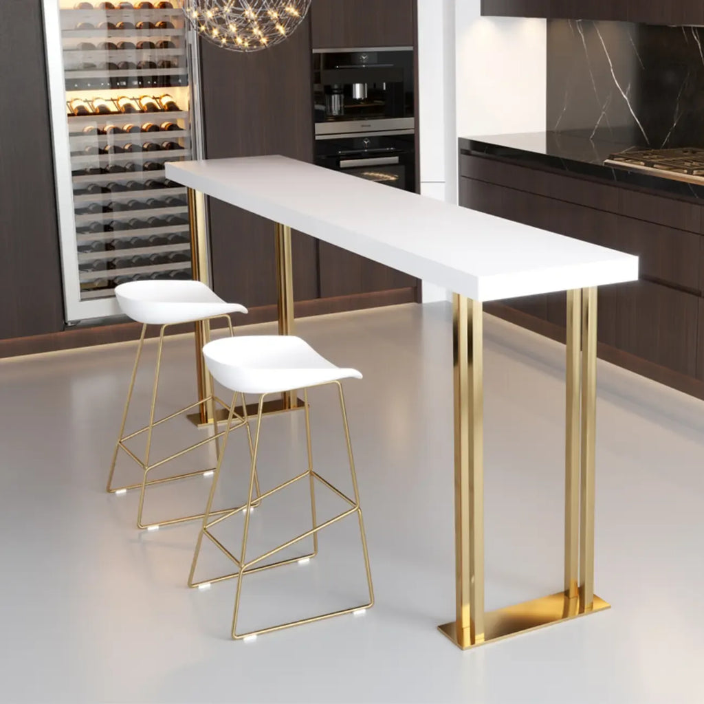 Table de bar rectangulaire luxueuse en bois avec piètement traîneau doré pour les repas