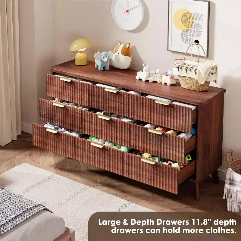 9 Drawers Fluted Dresser, Modern Chest, Wooden Dresser TV Stand, Curved Profile Design, for Living Room, Hallway
